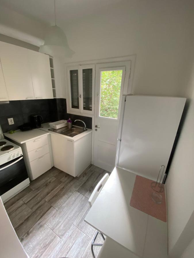 Lovely Apartment/1Bedroom Next To Metro Athen Exterior foto